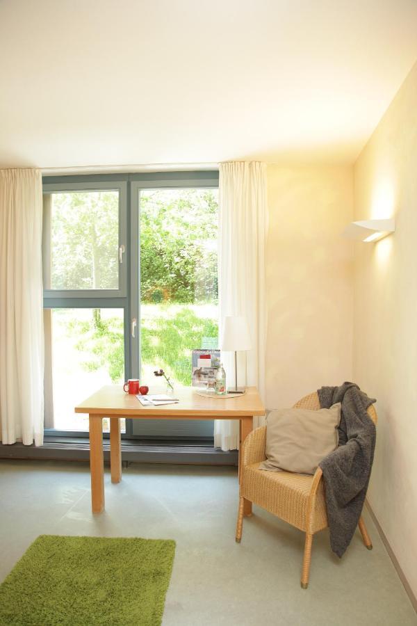 ホテル Alanus Gastehaus Alfter エクステリア 写真